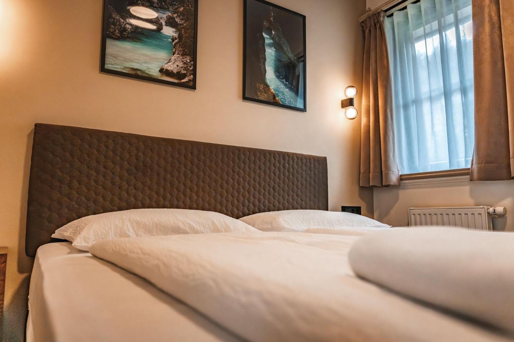 Guest House Ejga Jesenice Exterior photo